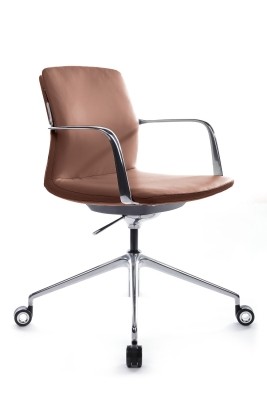 Кресло для персонала Riva Design Plaza-M FK004-B12 светло-коричневая кожа